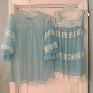 VINTAGE peignoir baby doll pajama set, sheer, light blue, lace accents, size M
